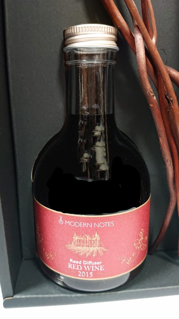 【ルームフレグランス】MODERN NOTES(モダンノーツ) ワインコレクション リードディフューザー2015レッドワインを買いました